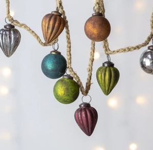 Bauble garland on a rope